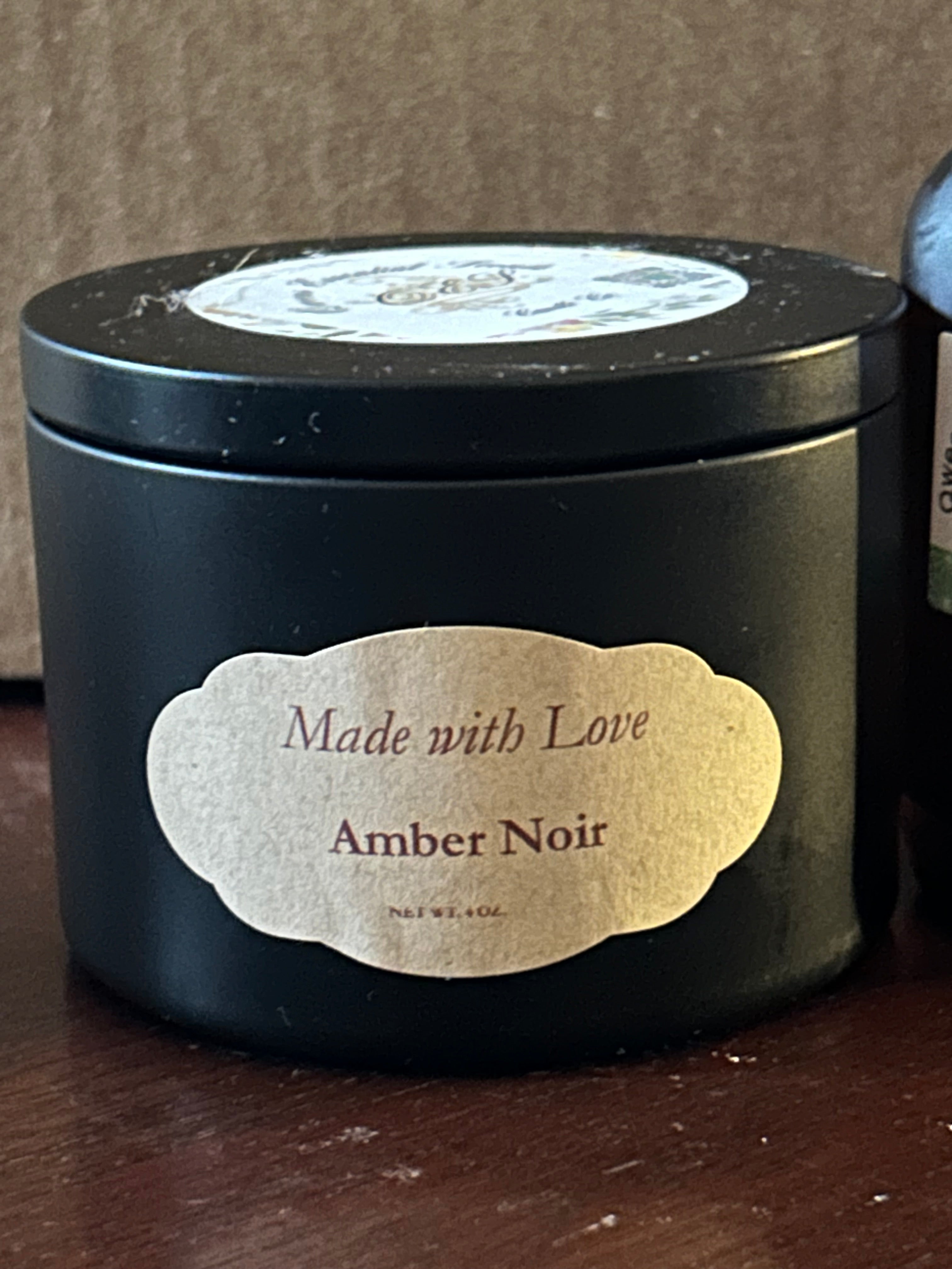 Amber Noir