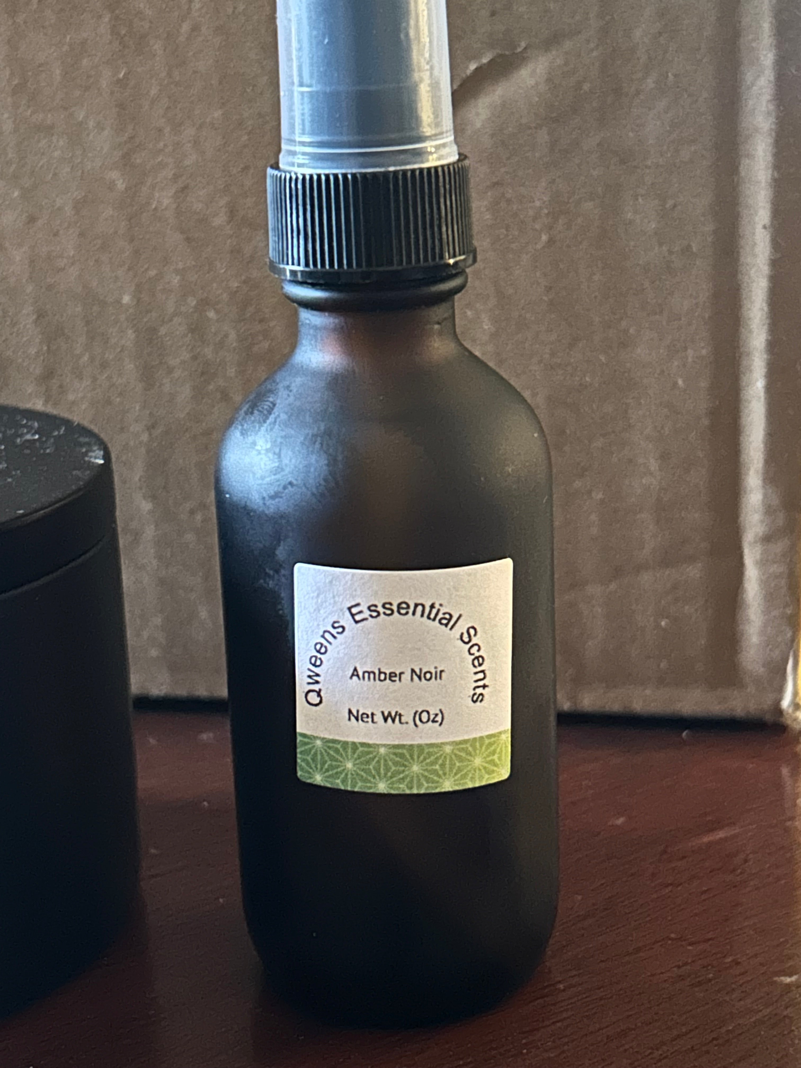 Amber Noir Room spray