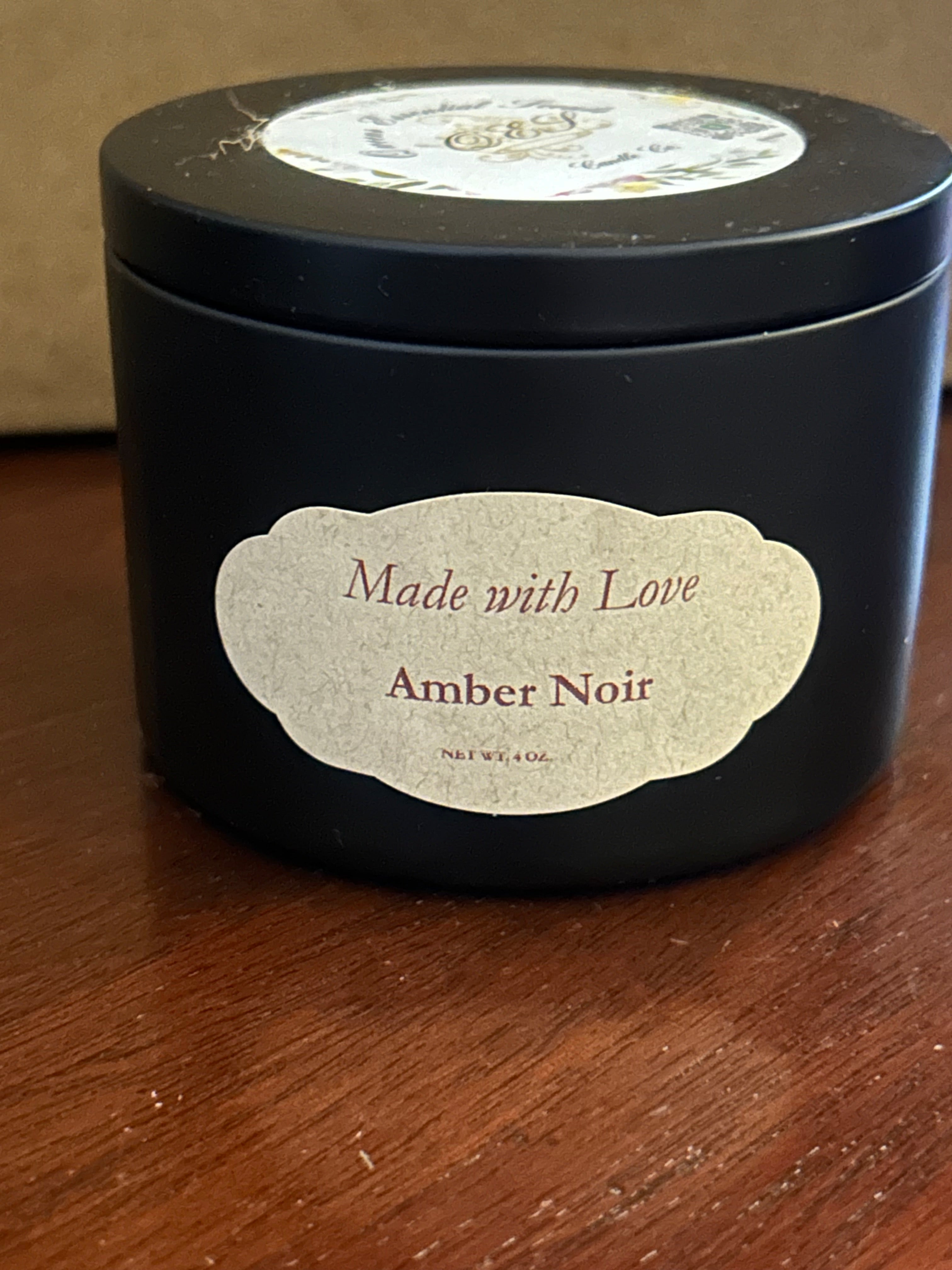 Amber Noir